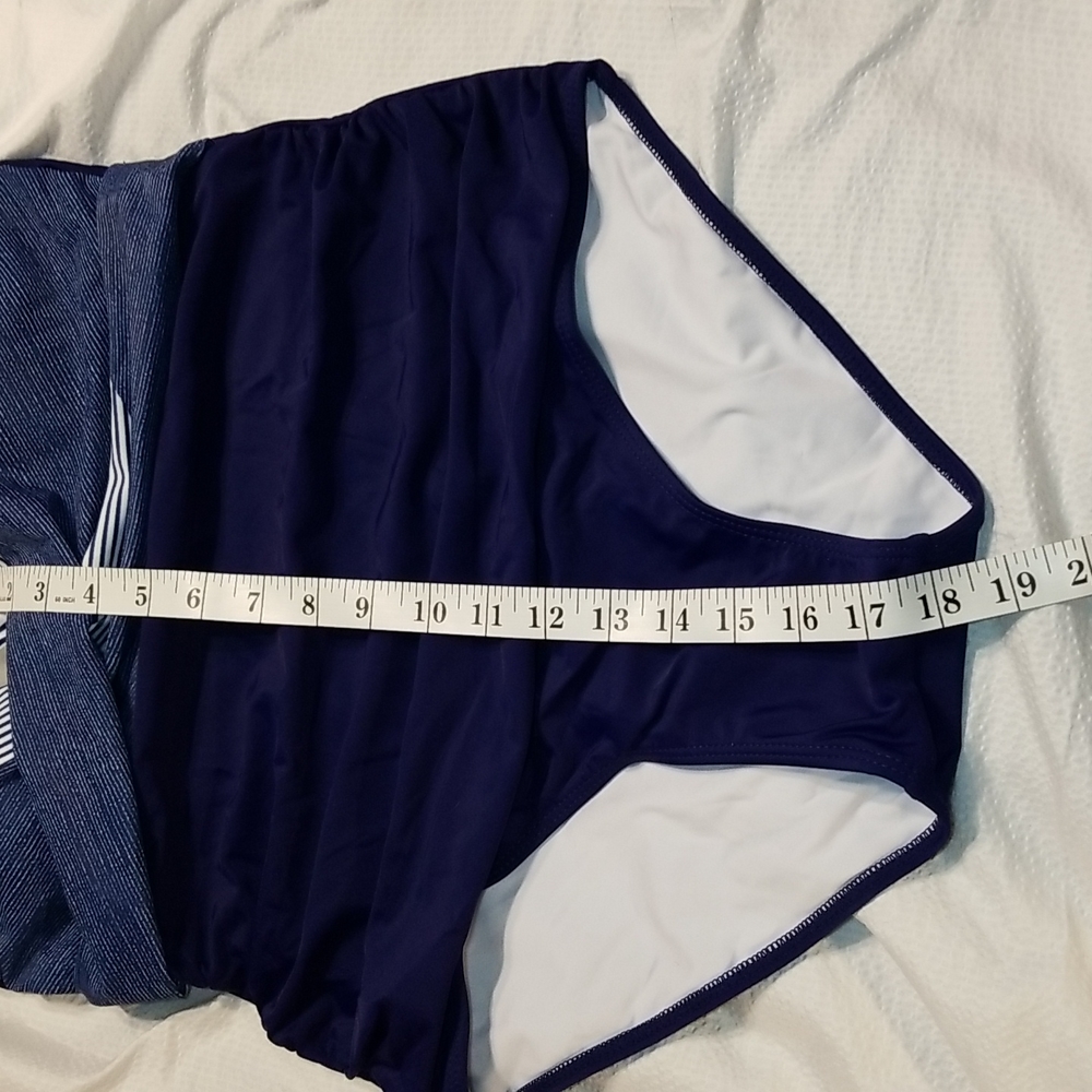 NWOT SLIMMING  RUCHED TUMMY REMOVABLE PADDING ADJUSTABLE STRAP SWIMSUIT - Picture 9 of 9